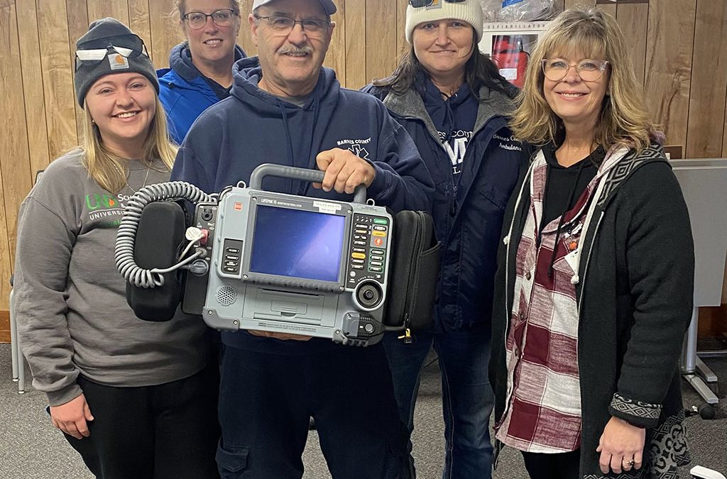CHI Mercy Hospital Donates Lifepak to Barnes County Ambulance